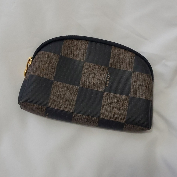 Fendi Vintage Pequin Cosmetic Pouch | Brown Check - Picture 10 of 14